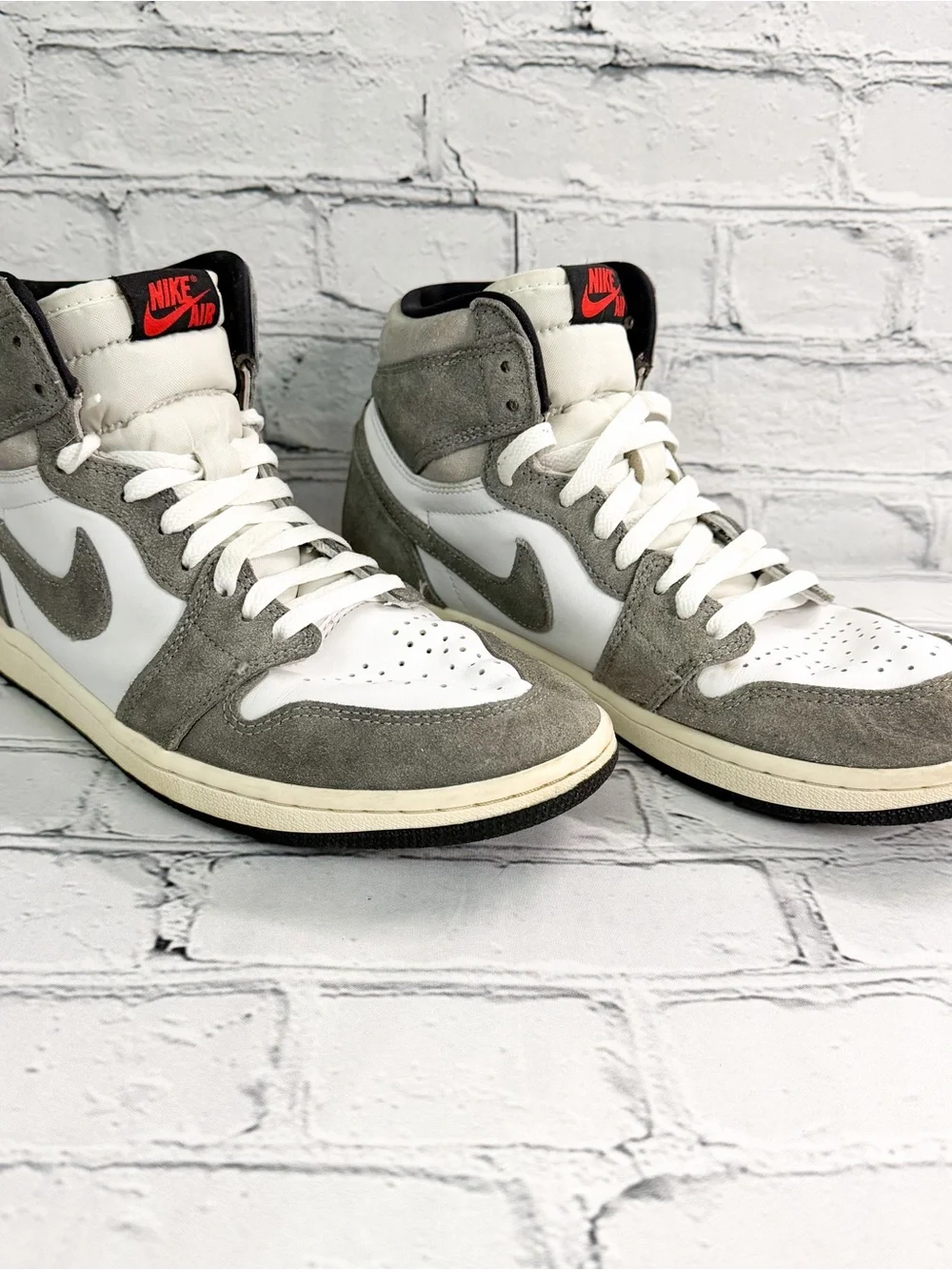 Jordan 1 Retro High OG Sneakers